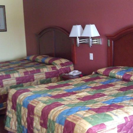 Scottish Inns Suites East Sam Houston Pkwy North Channelview Zimmer foto